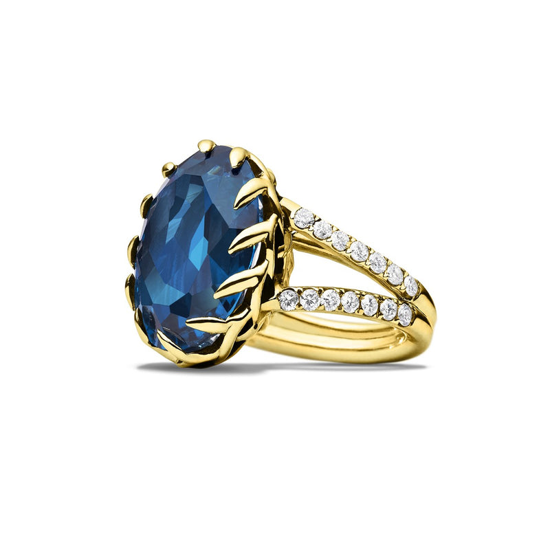 OVAL SHAPE BLUE TOPAZ CROWN RING - 18K YELLOW GOLD WITH DIAMONDS